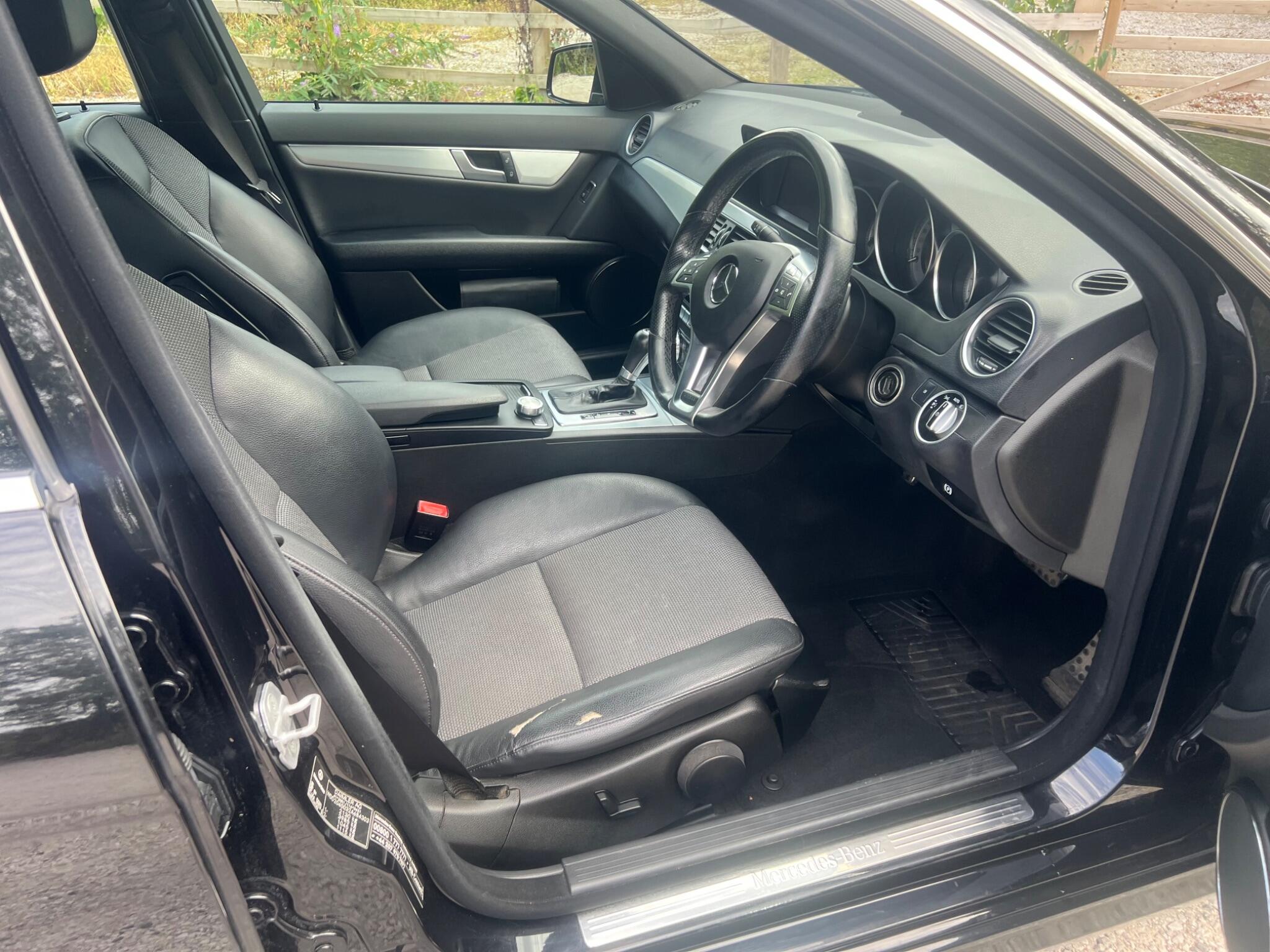 Mercedes-Benz C Class view 16