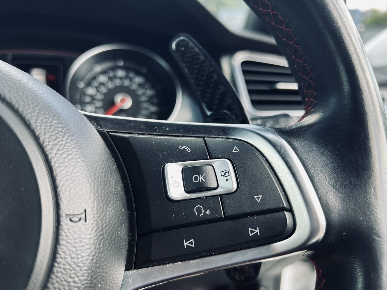 Volkswagen Golf view 26