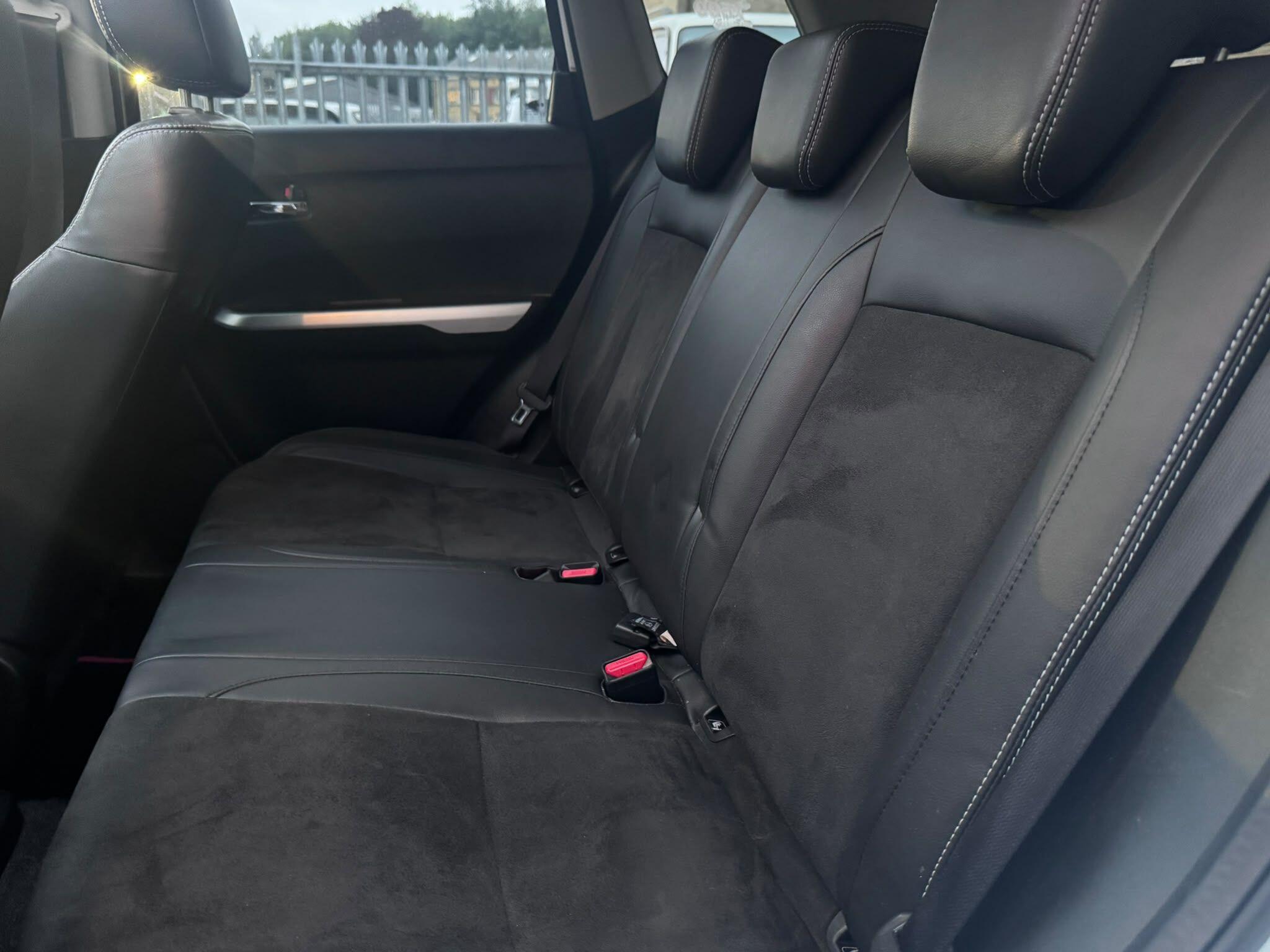 Suzuki Vitara view 27