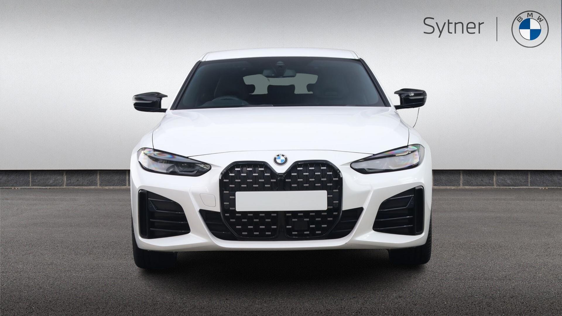 BMW 4 Series view 16