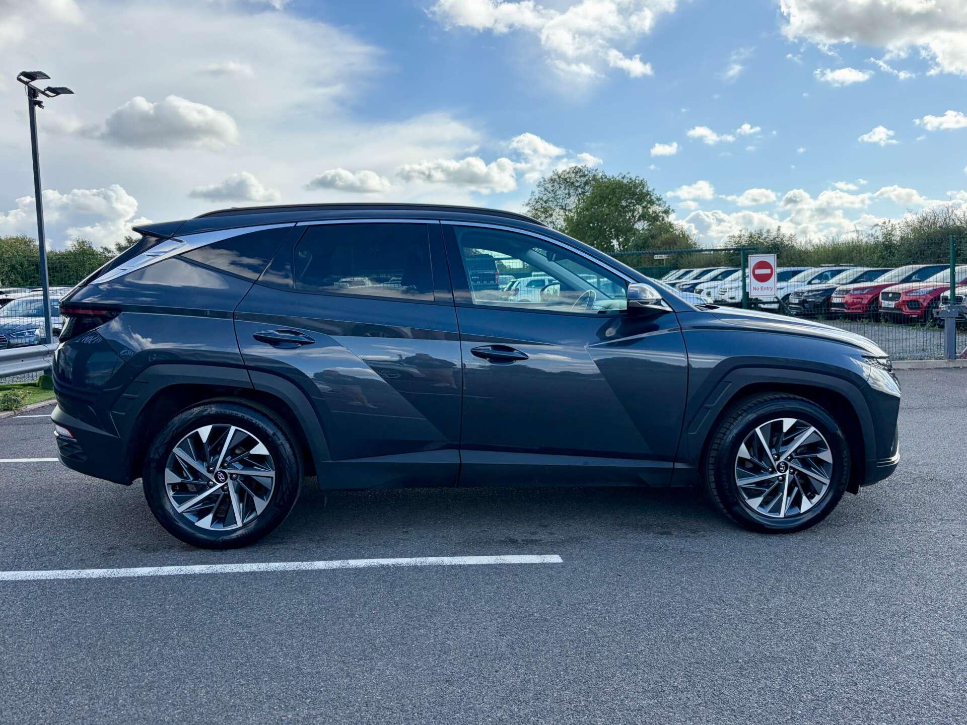 Hyundai Tucson view 9