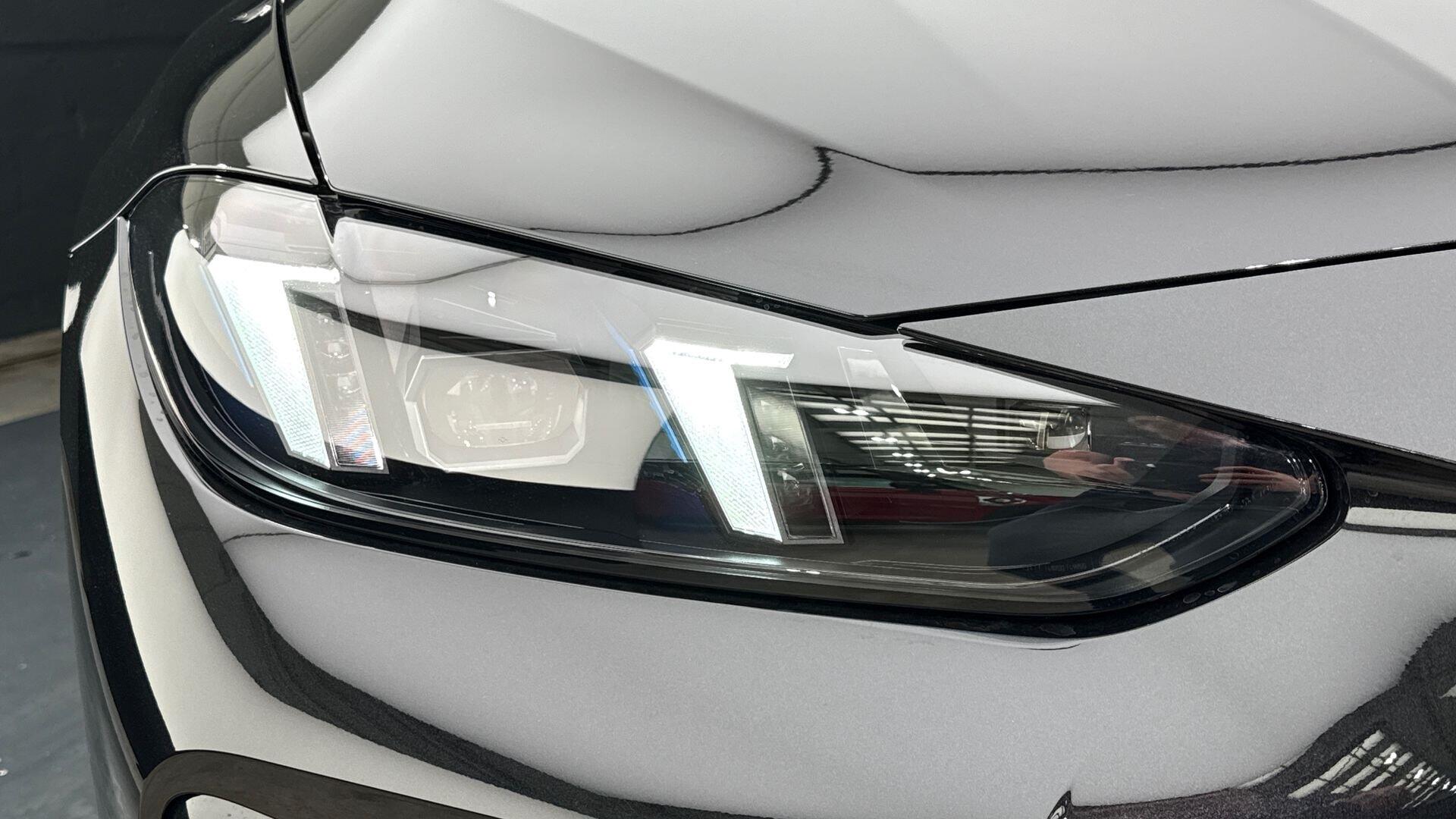 BMW 4 Series view 24