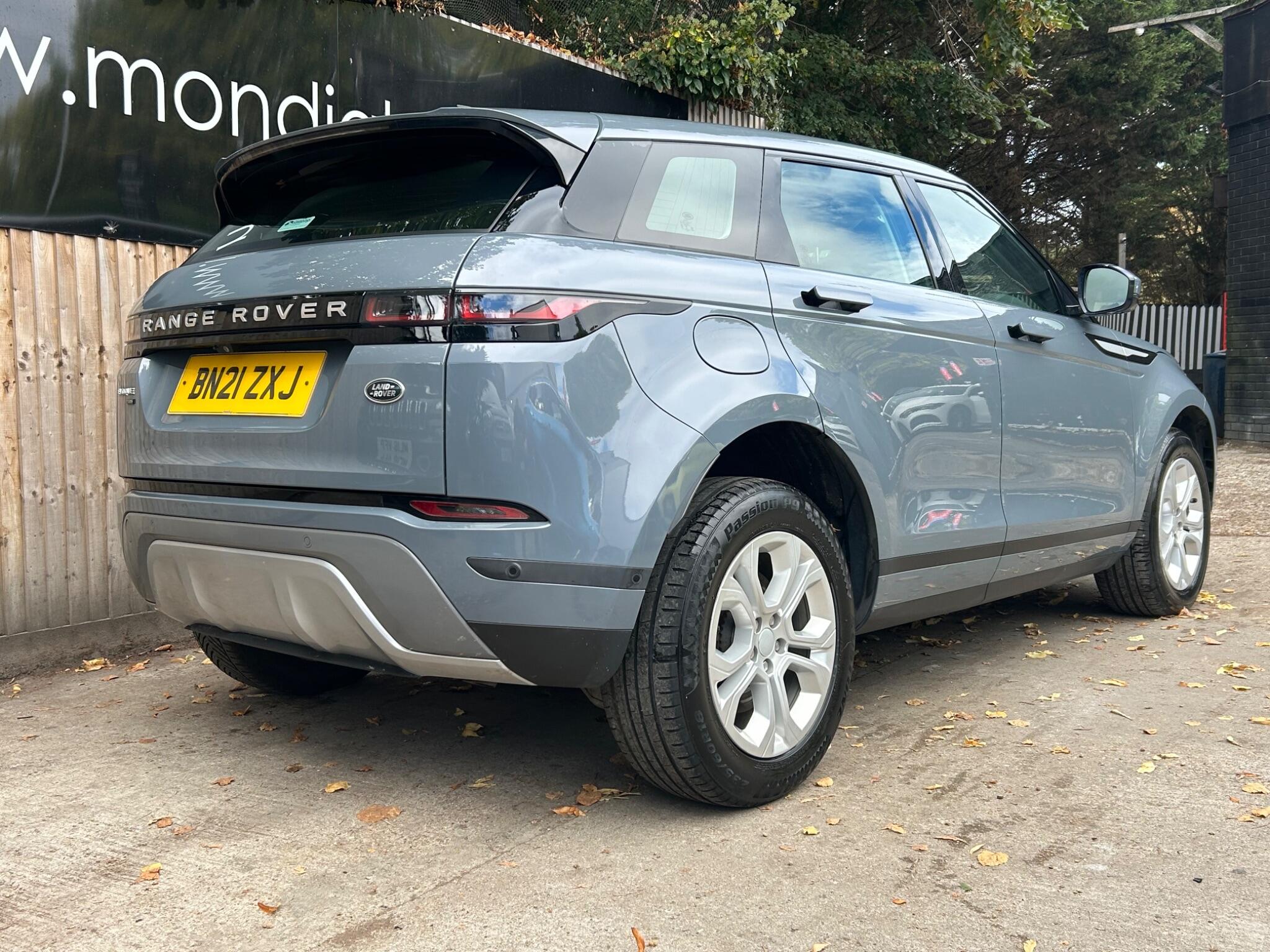 Land Rover Range Rover Evoque view 18
