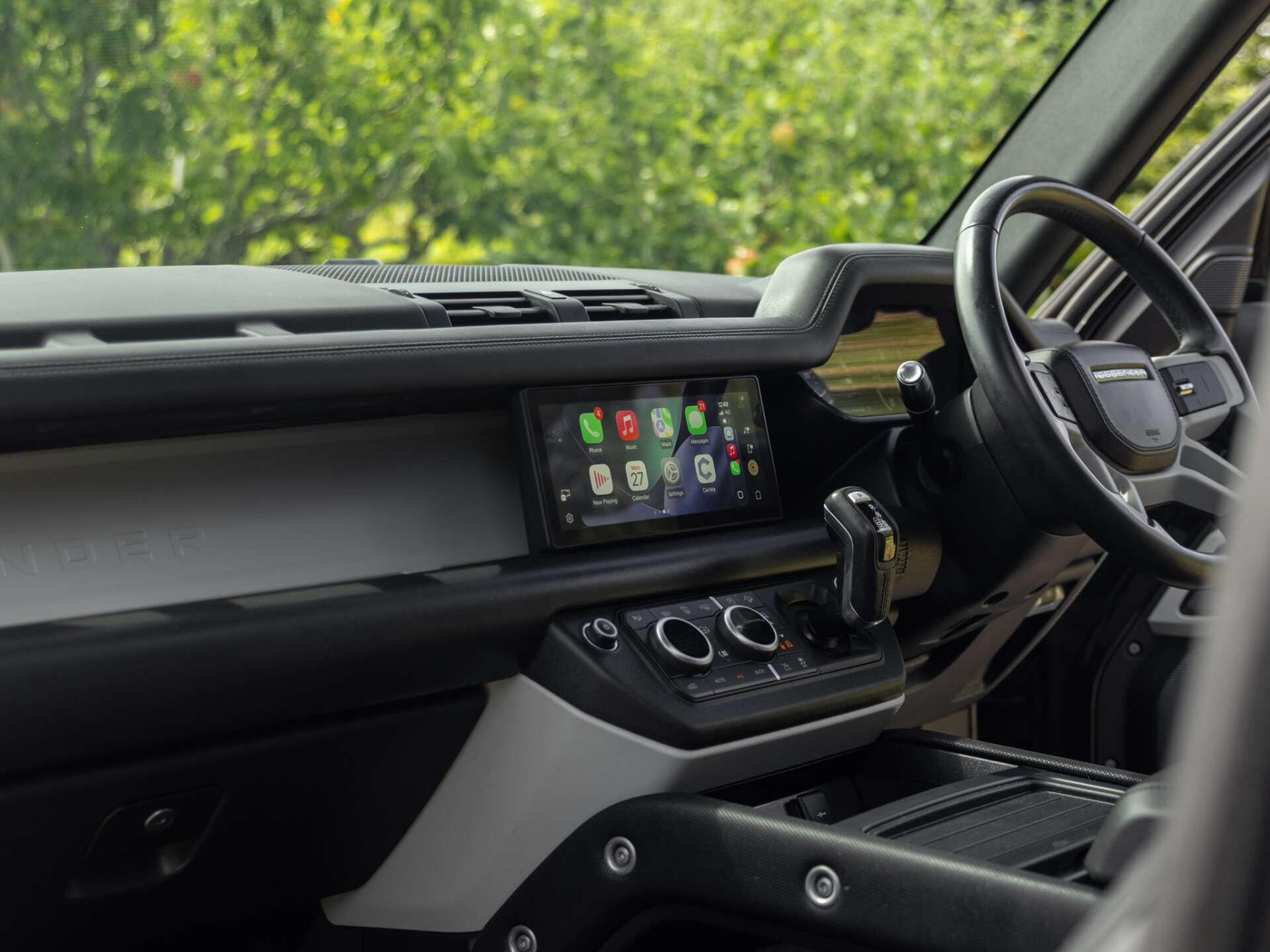Land Rover Defender view 12