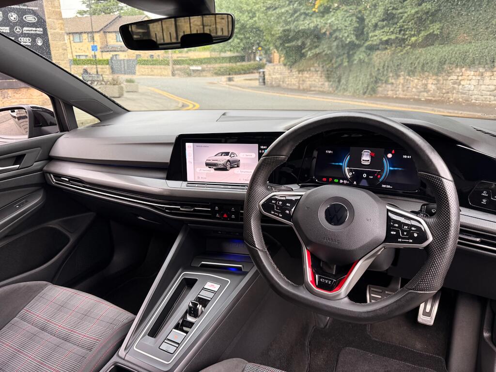 Volkswagen Golf view 40