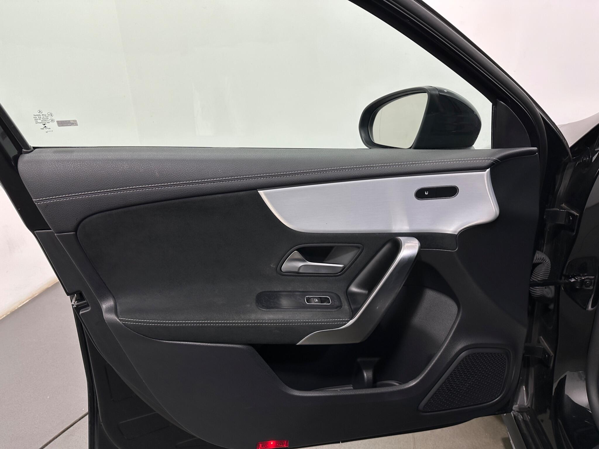 Mercedes-Benz A-Class view 39