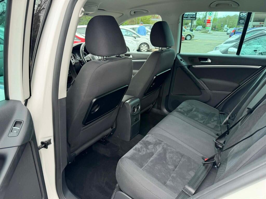 Volkswagen Tiguan view 14
