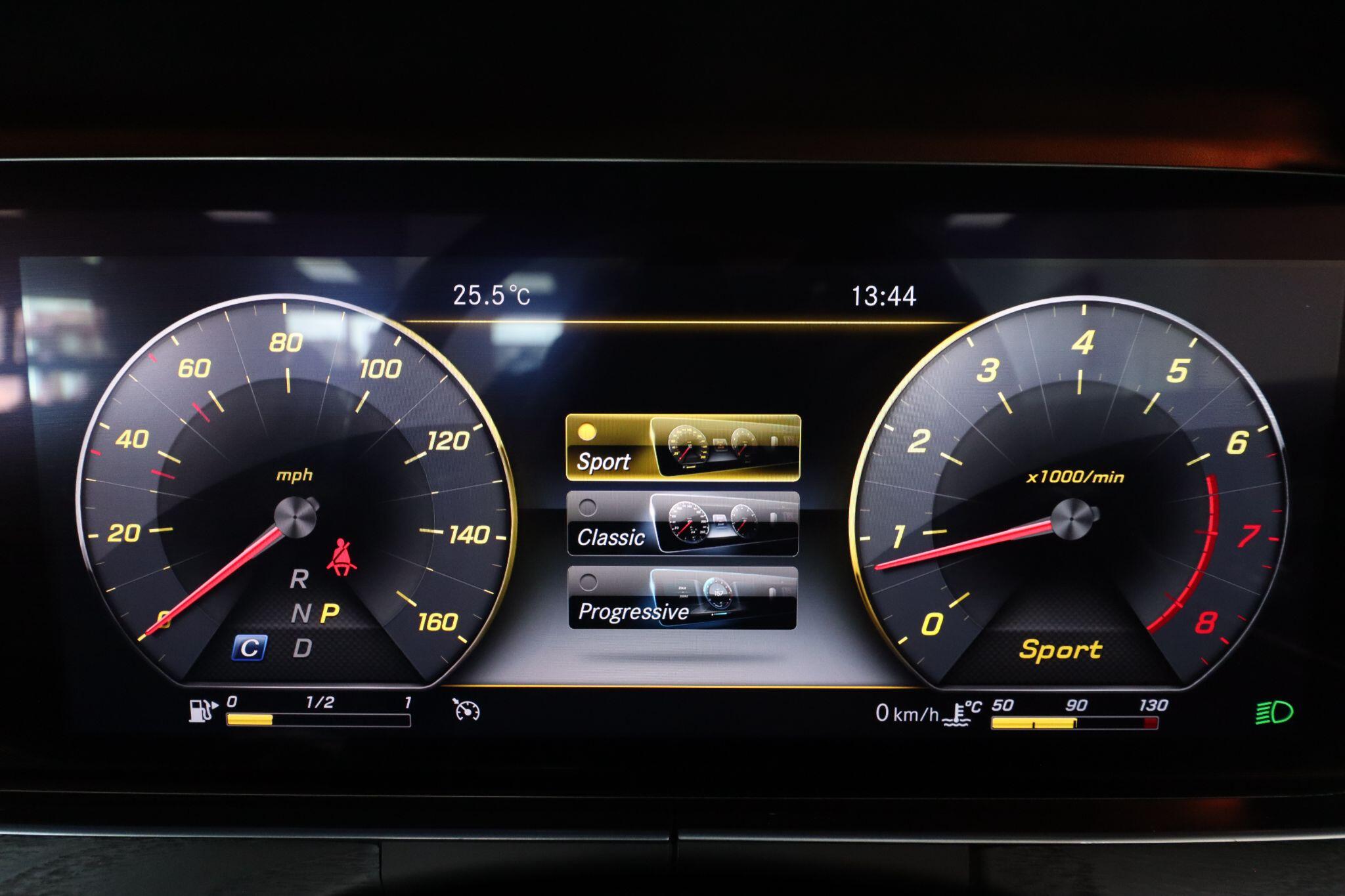 Mercedes-Benz E Class view 45