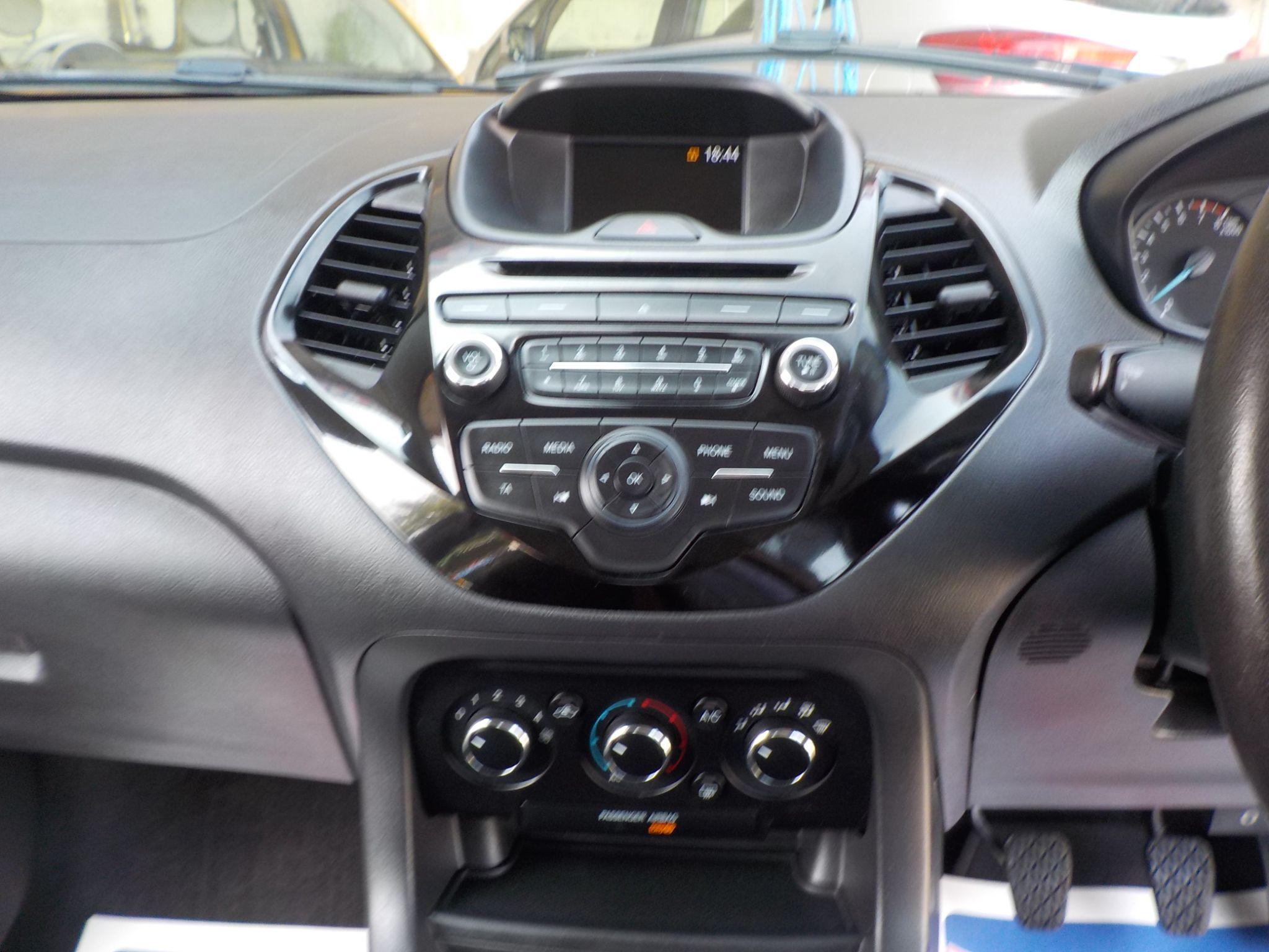 Ford Ka+ 1.2 Ti-VCT Zetec Euro 6 5dr
