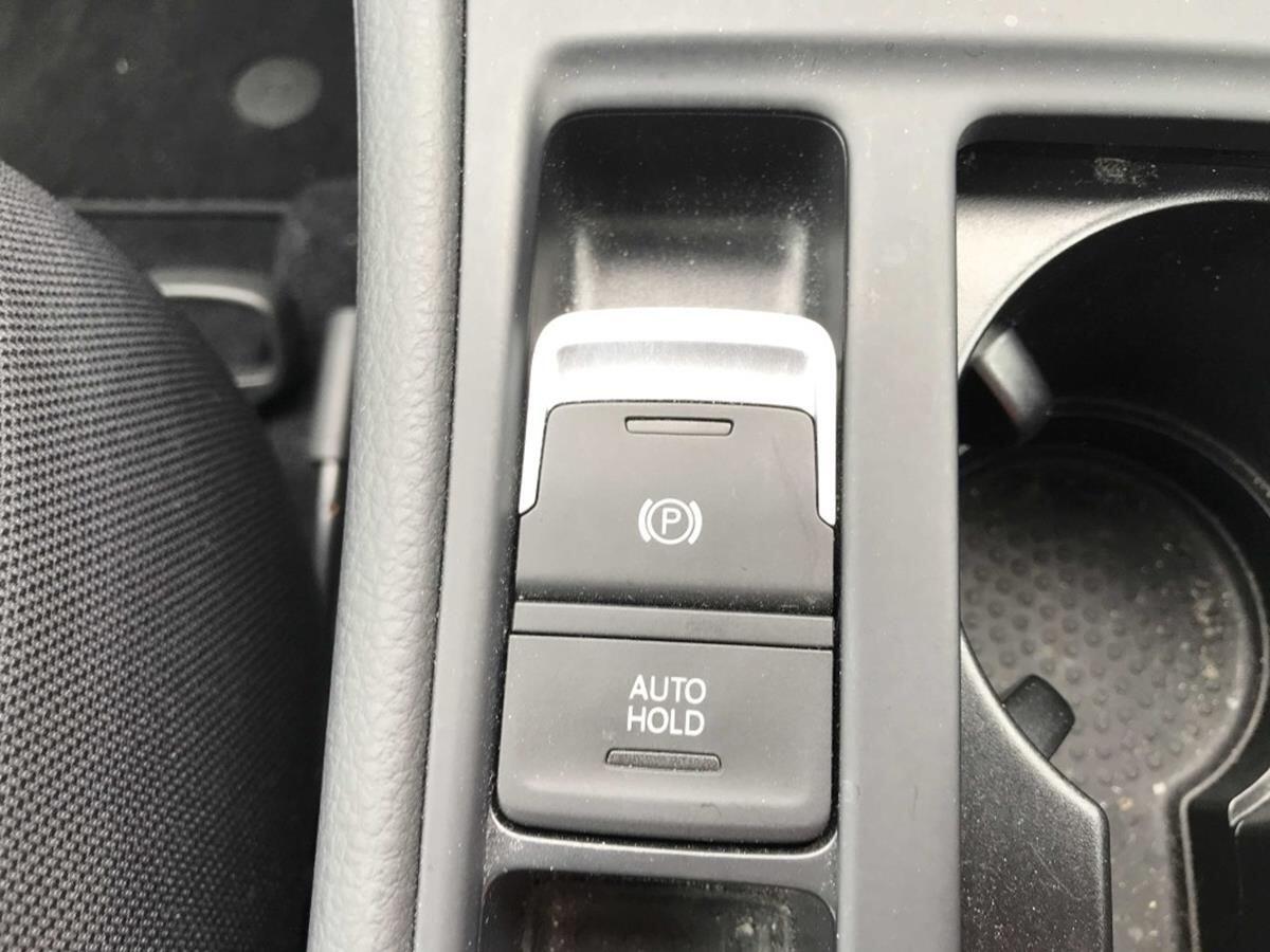 Volkswagen Golf view 25