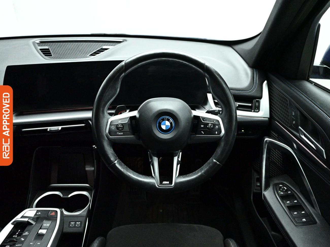 BMW iX1 view 10