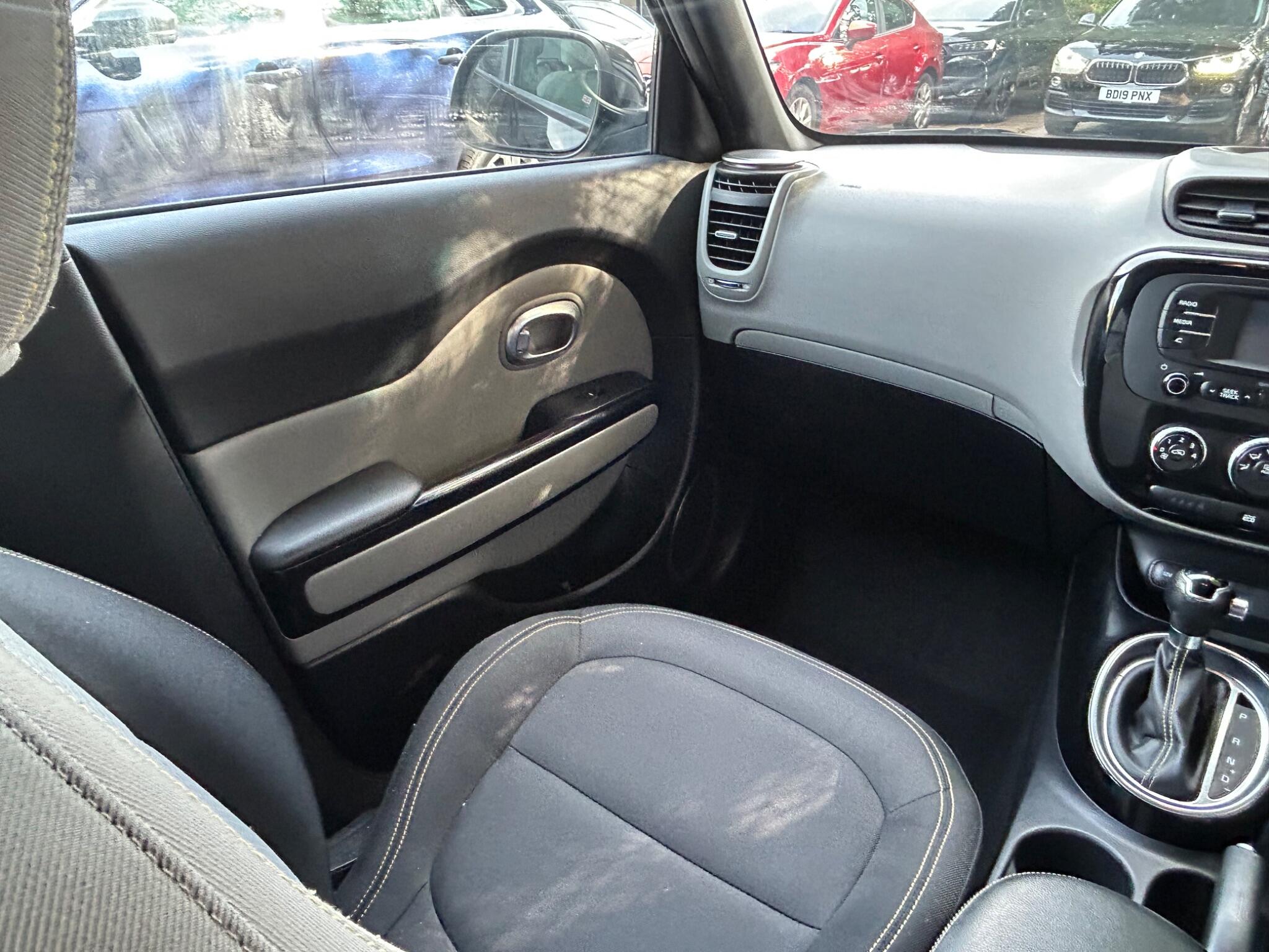 Kia Soul view 25