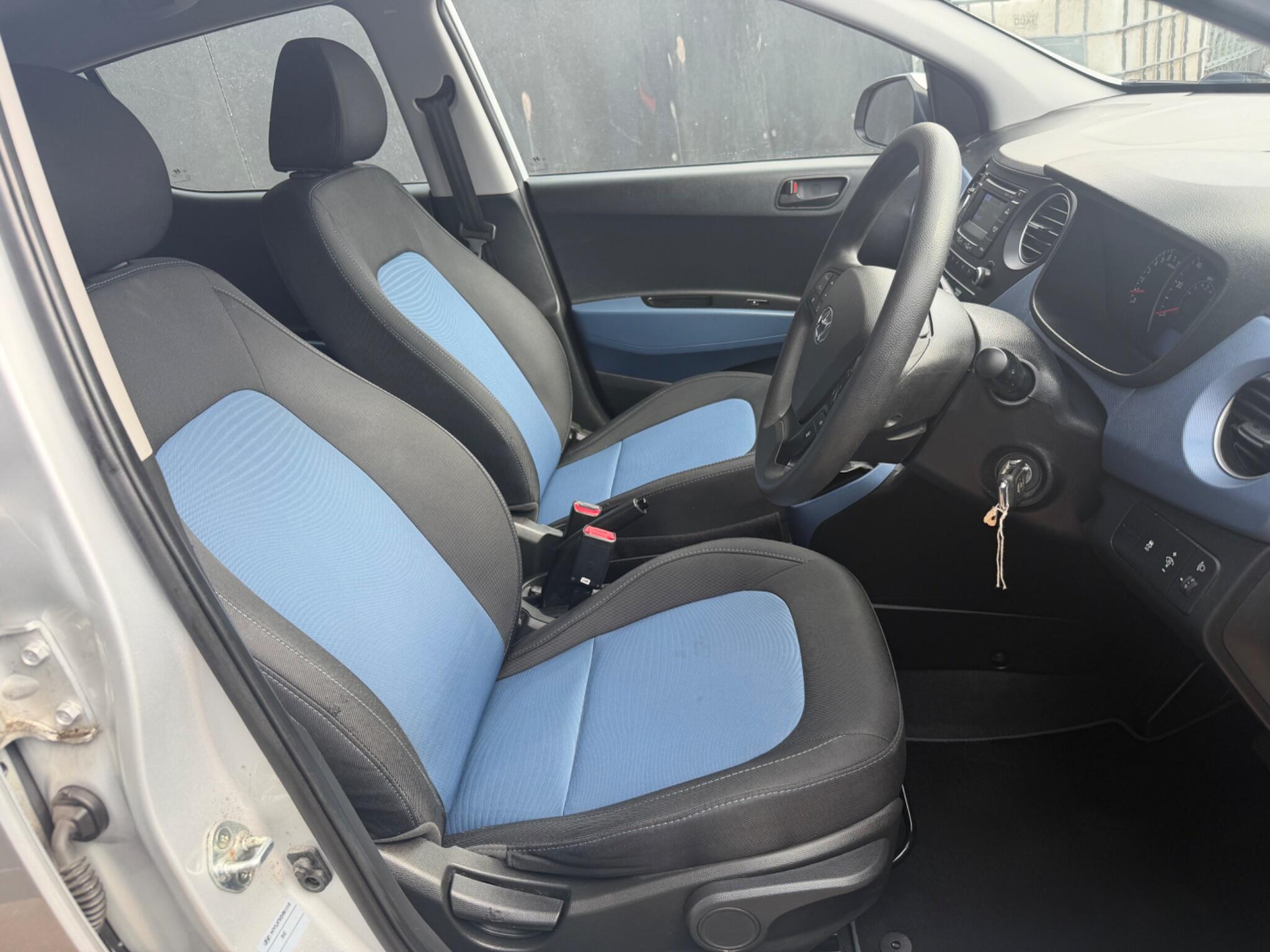 Hyundai I10 view 6