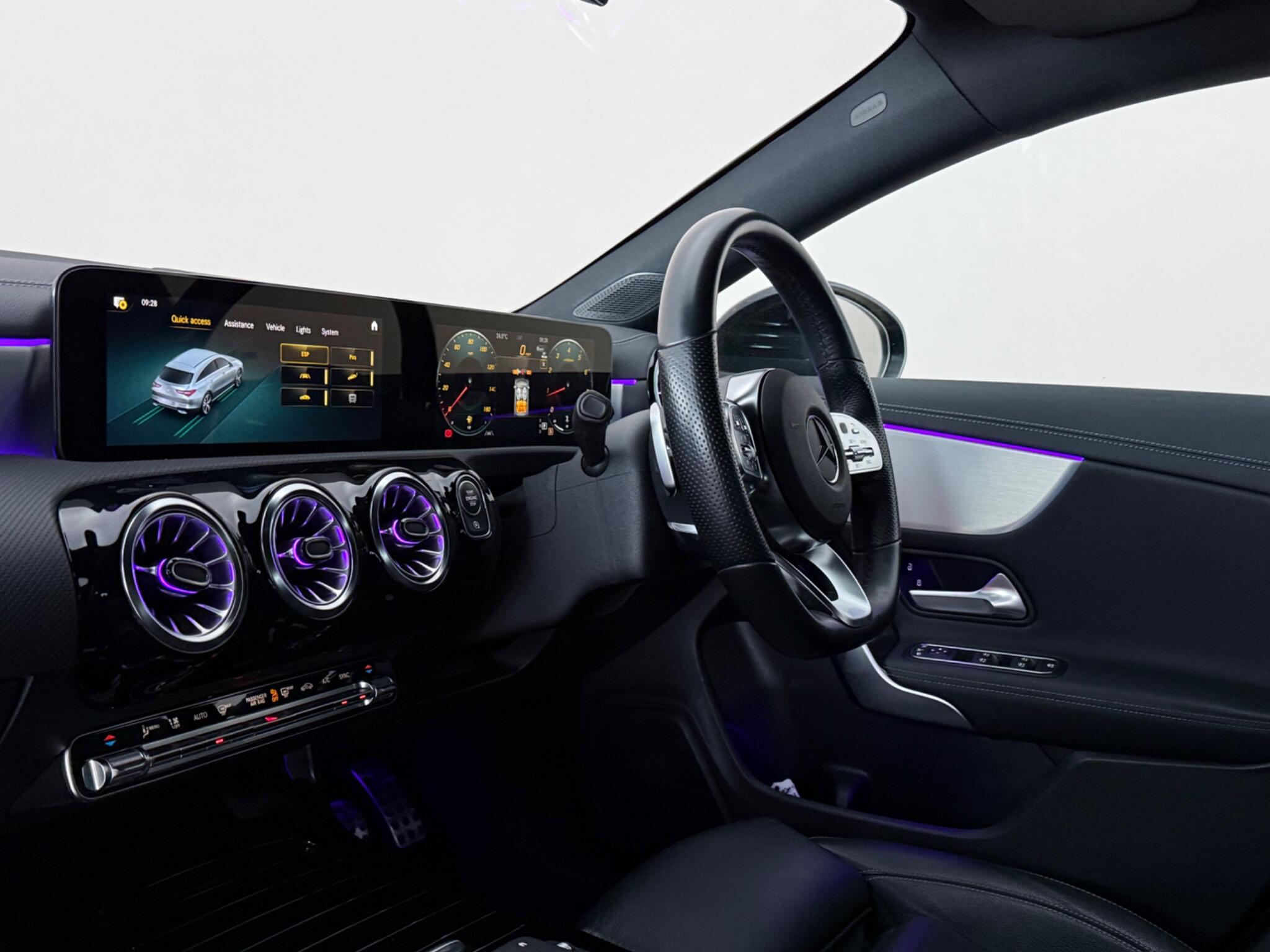 Mercedes-Benz Cla view 4