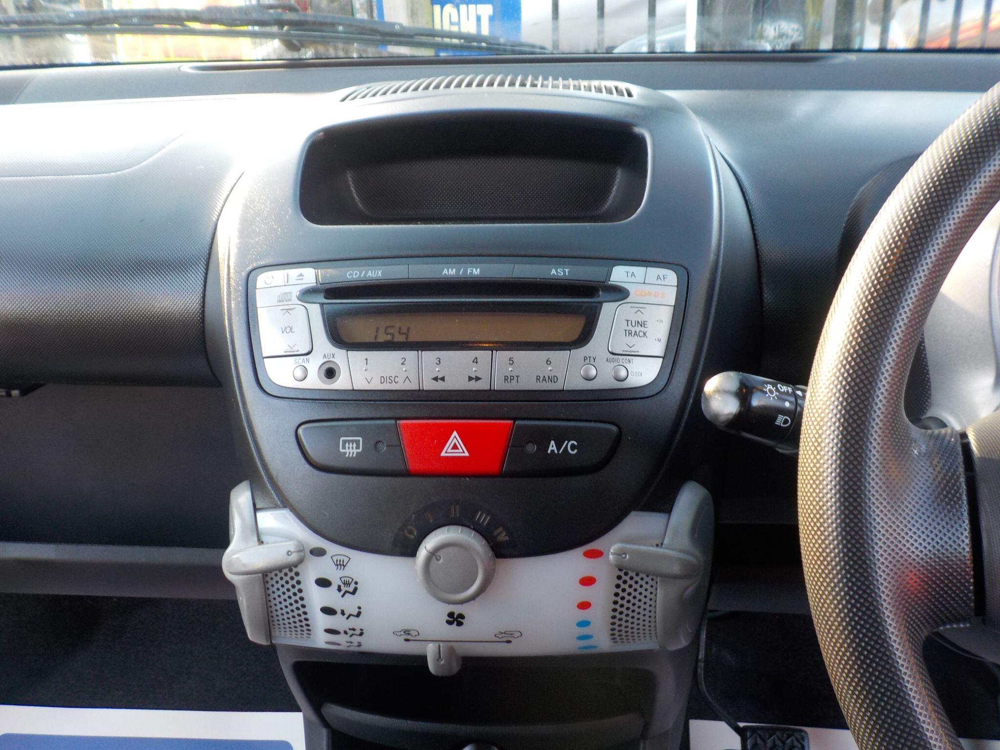 Peugeot 107 1.0 12V Active Euro 5 5dr