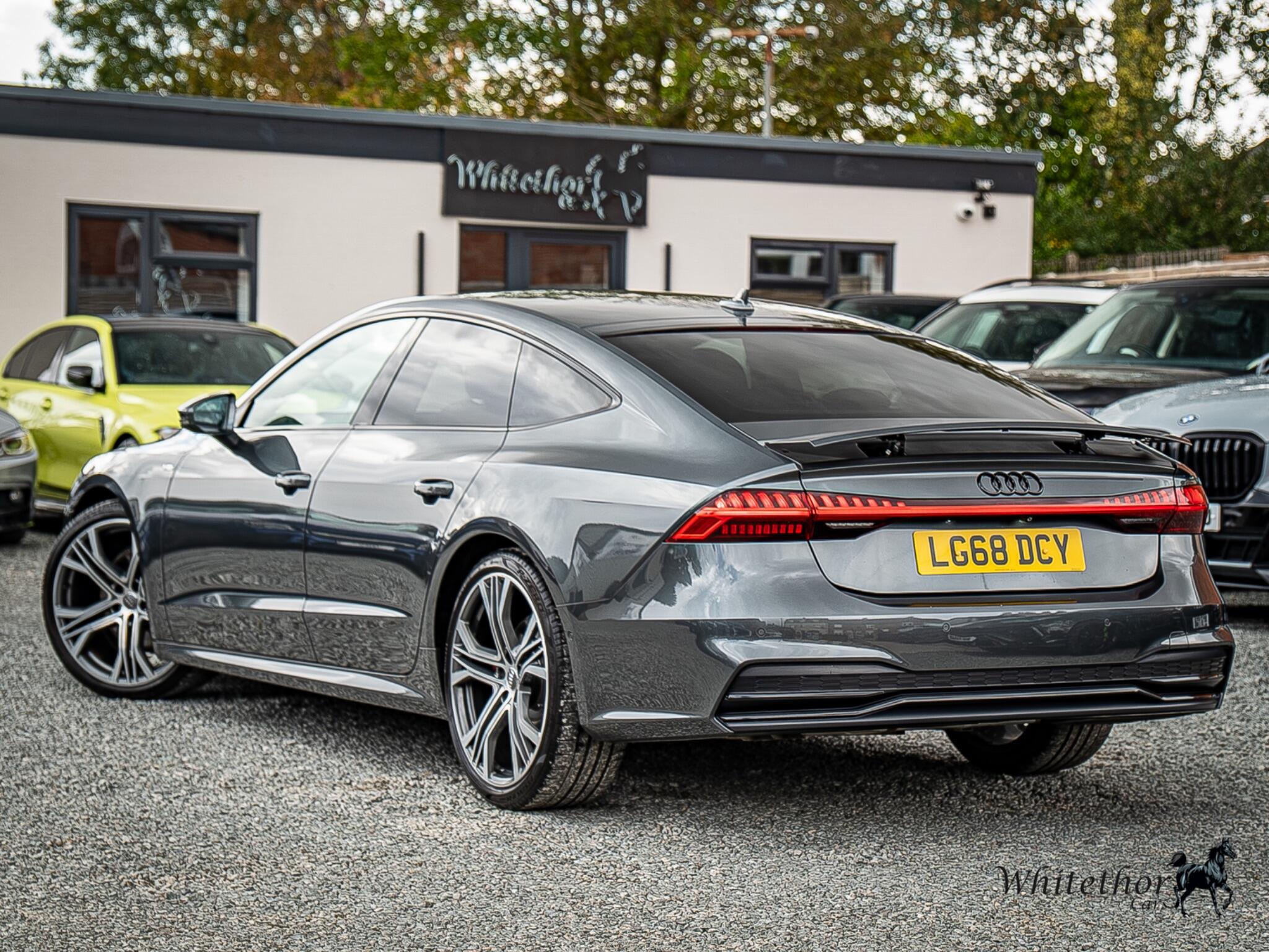 Audi A7 view 4