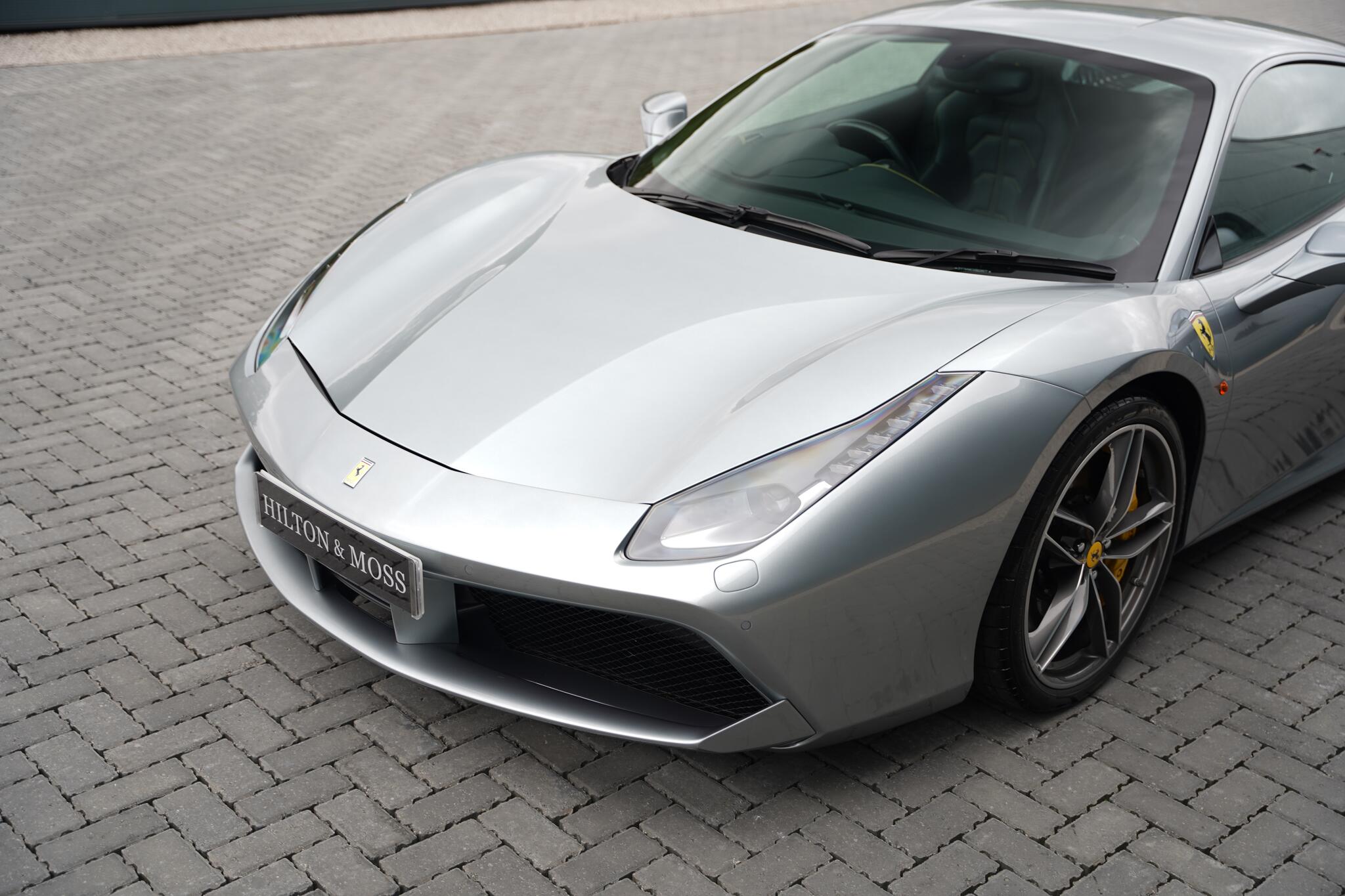 Ferrari 488 view 28