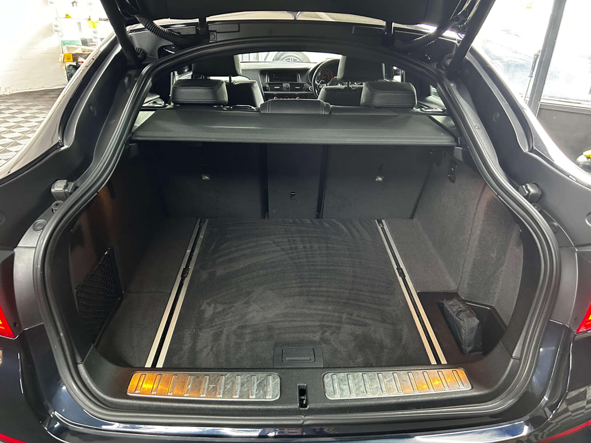 BMW X4 view 48
