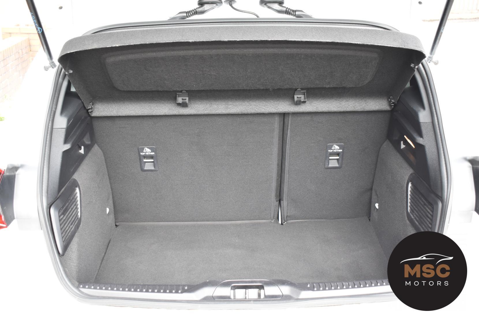 Ford Focus view 63
