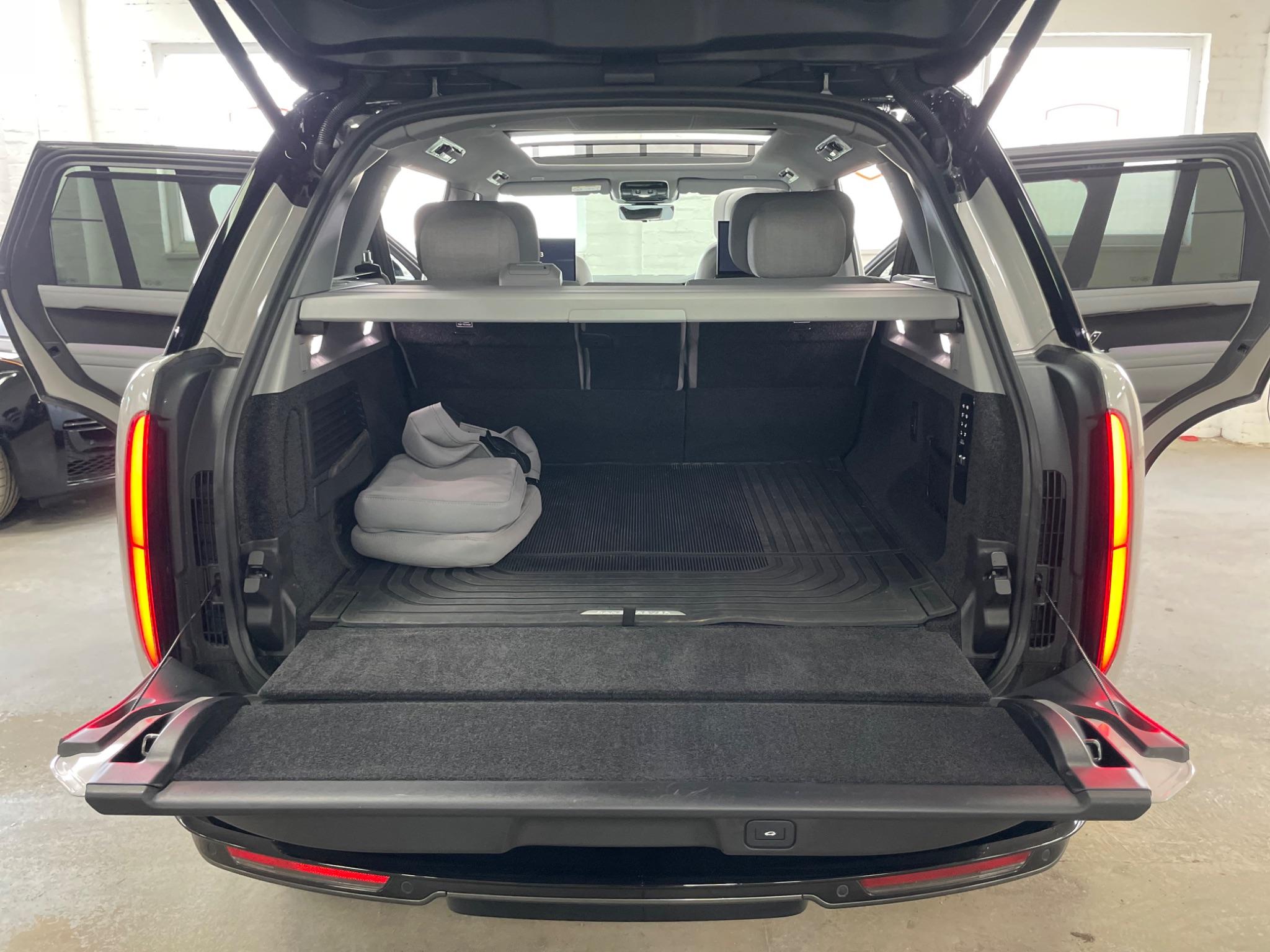 Land Rover Range Rover view 29