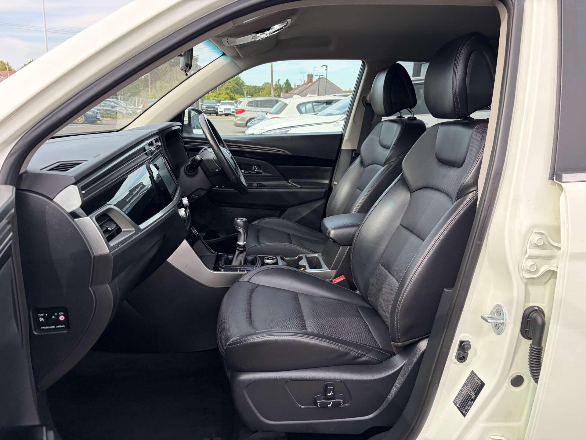 Ssangyong Korando view 15