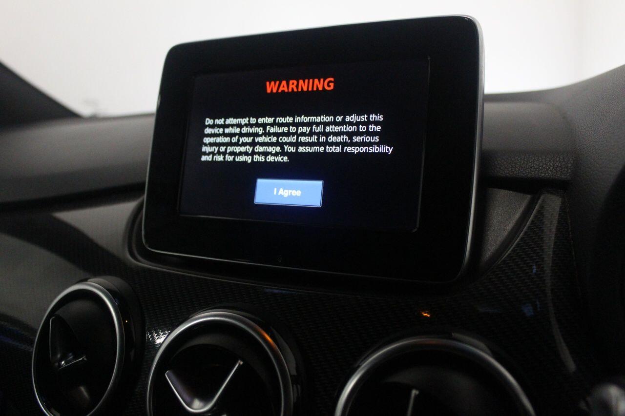Mercedes-Benz B-Class view 35