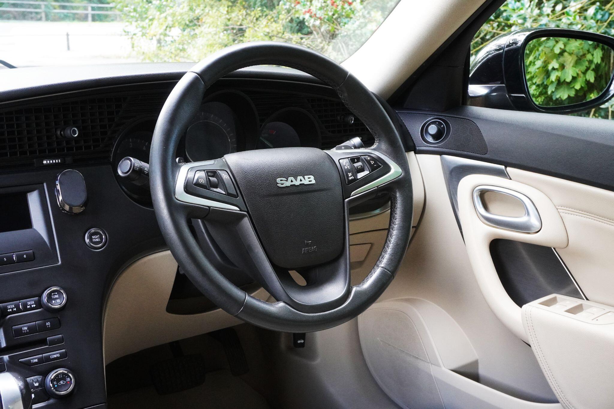 Saab 9-5 view 25