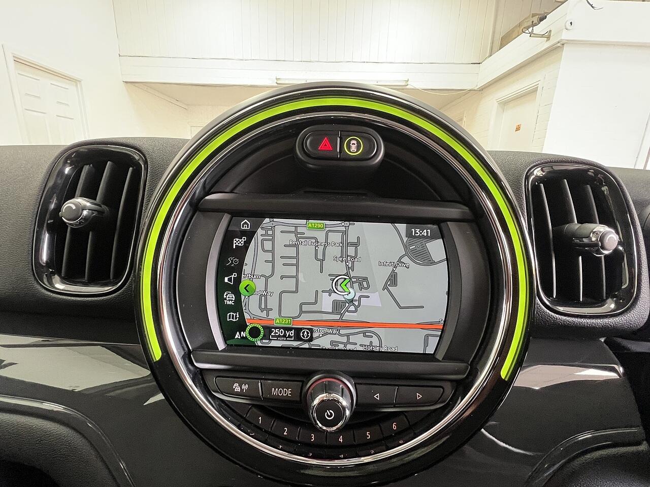 Mini Countryman view 11
