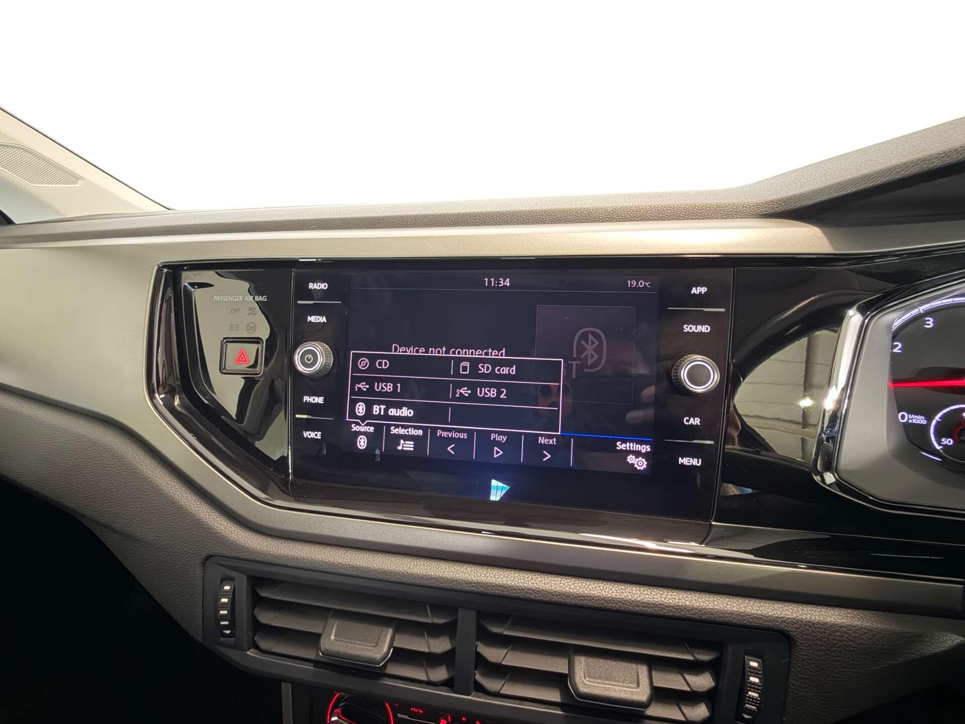 Volkswagen Polo view 38