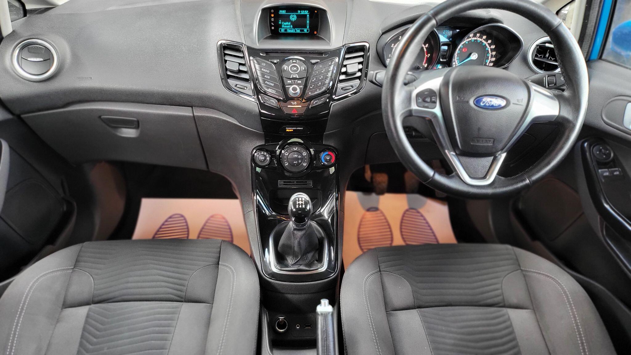 Ford Fiesta view 11