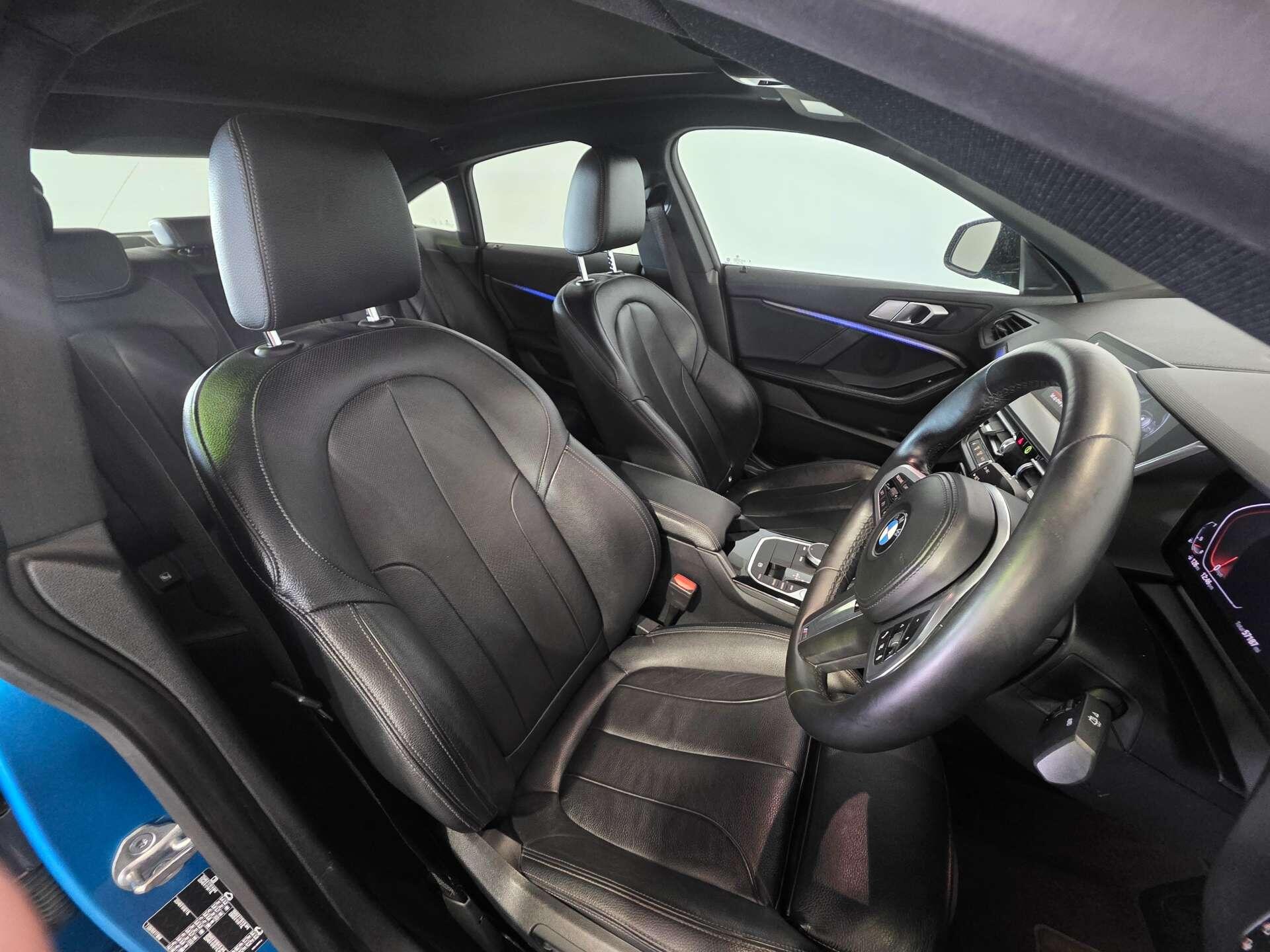 BMW 2 Series view 12