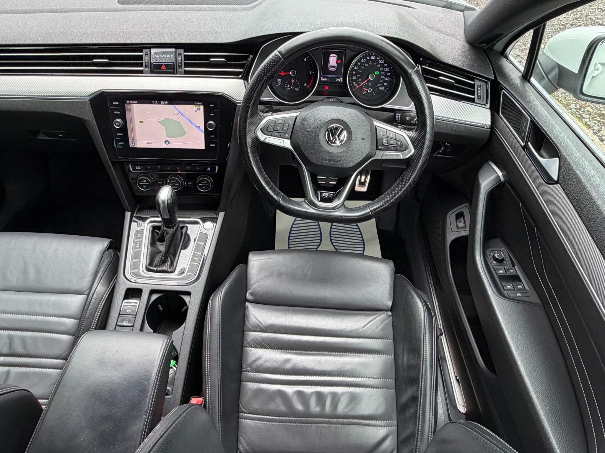 Volkswagen Passat view 2