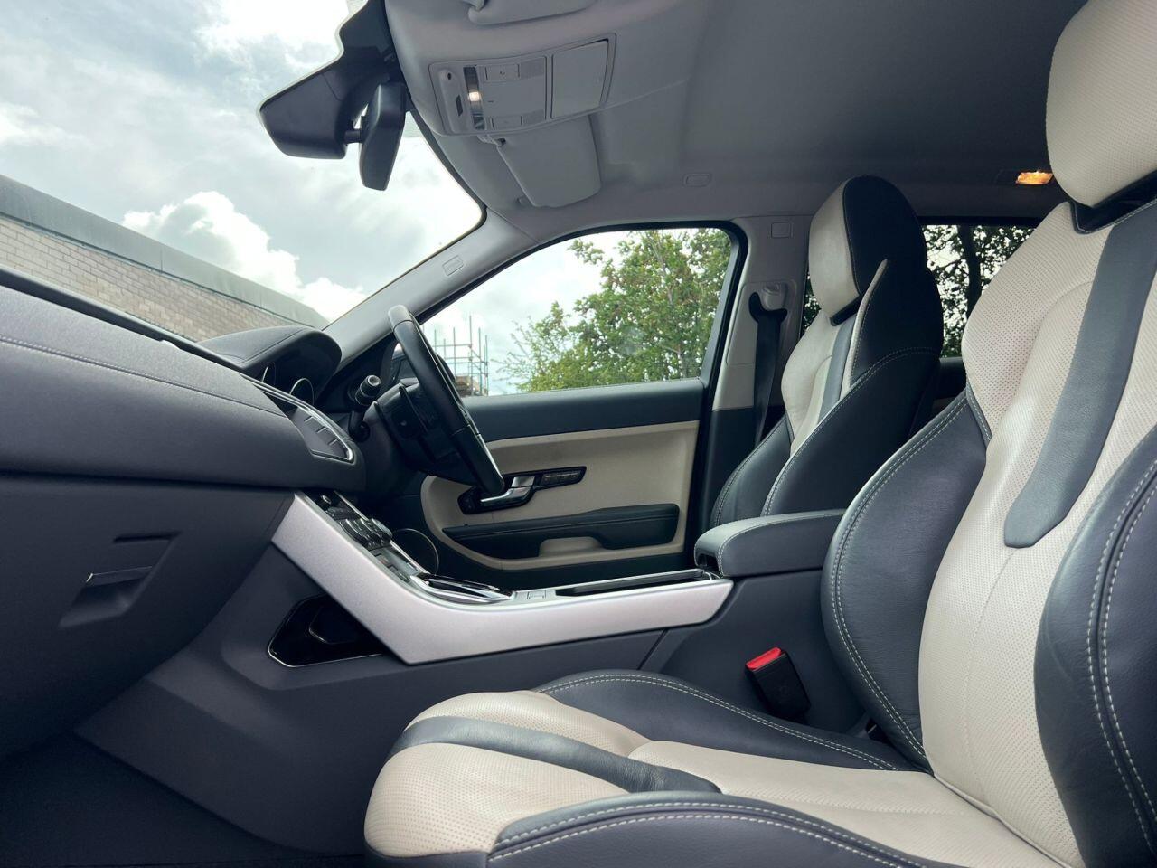 Land Rover Range Rover Evoque view 15