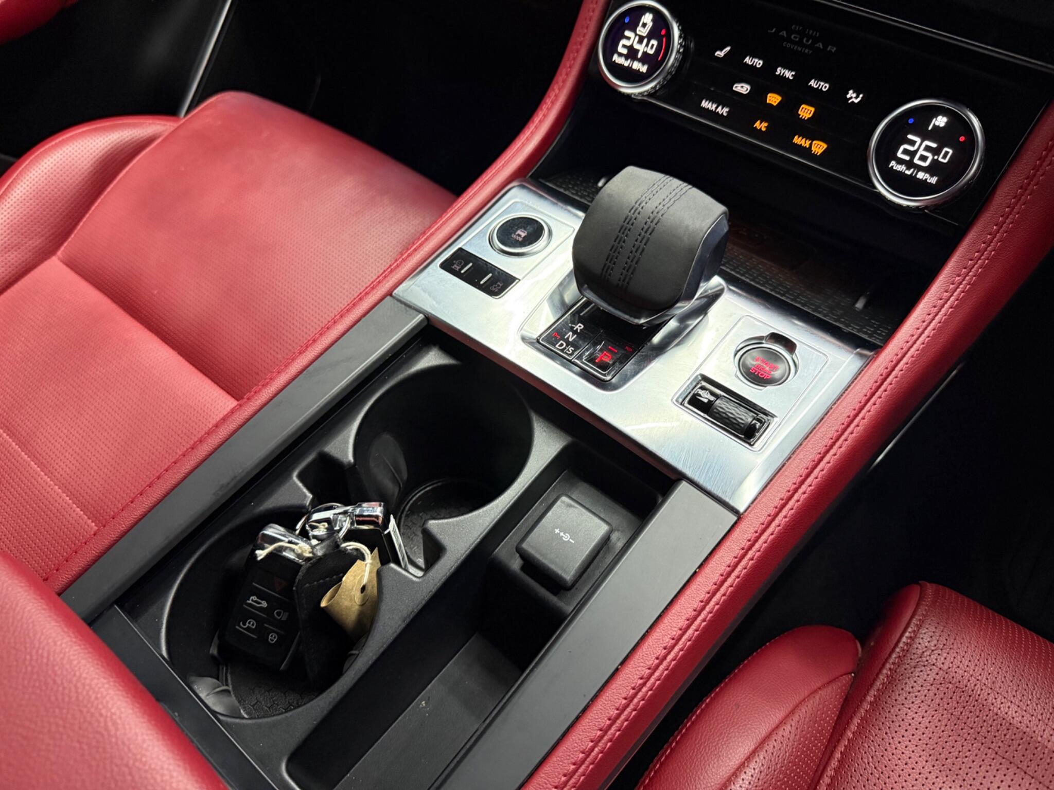 Jaguar F-Pace view 15