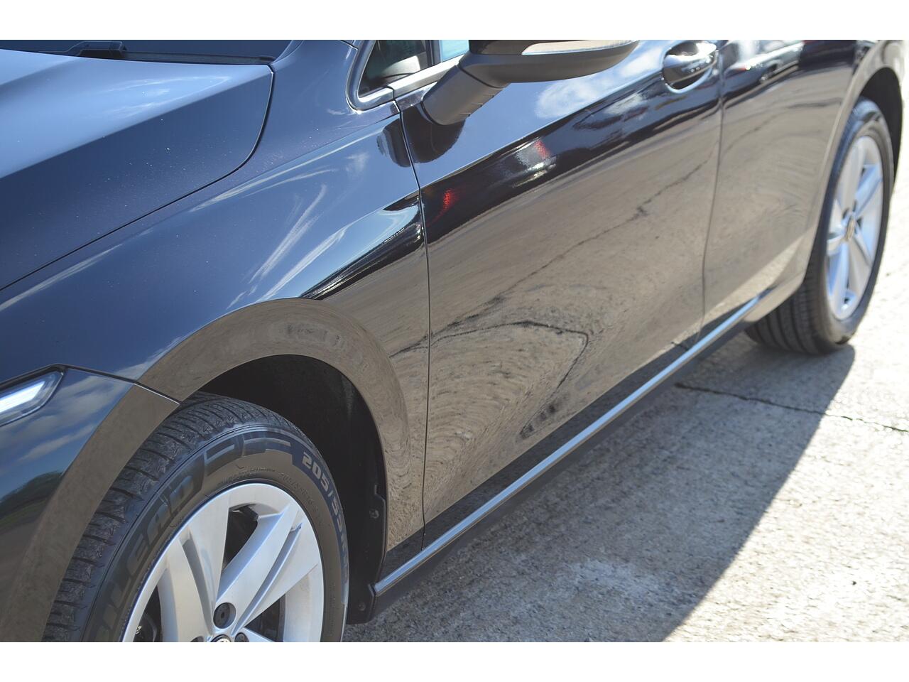 Volkswagen Golf view 31