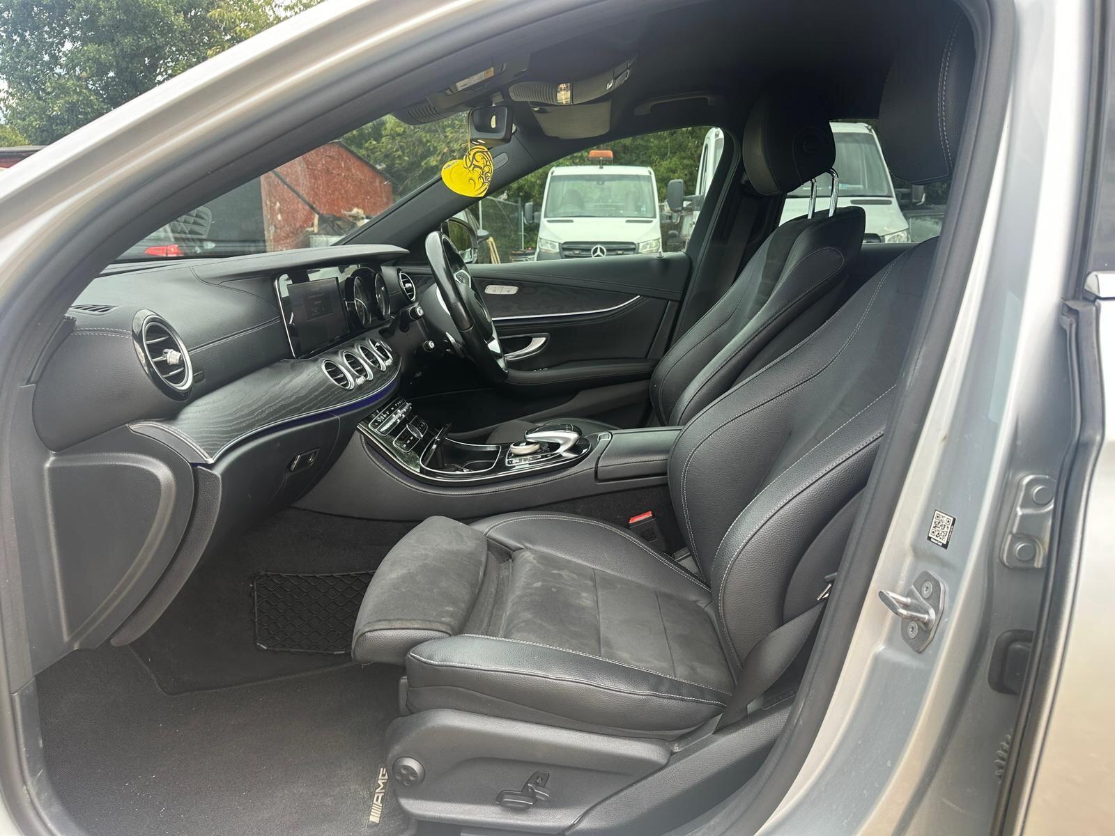 Mercedes-Benz E Class view 9