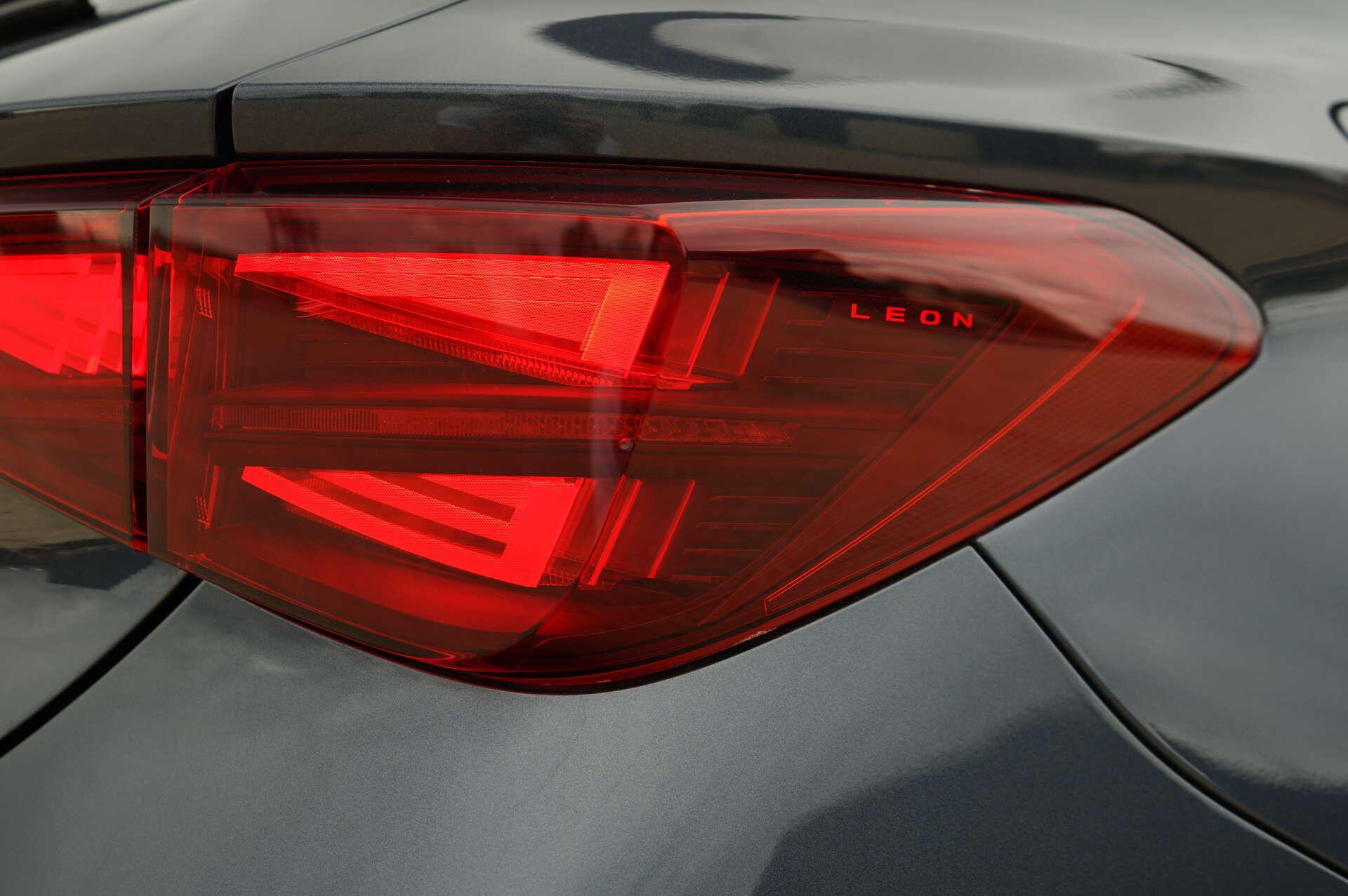 Cupra Leon view 36