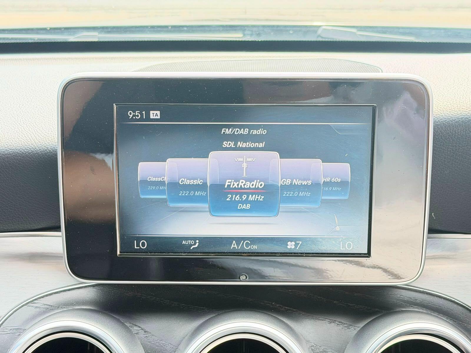 Mercedes-Benz C-Class view 20