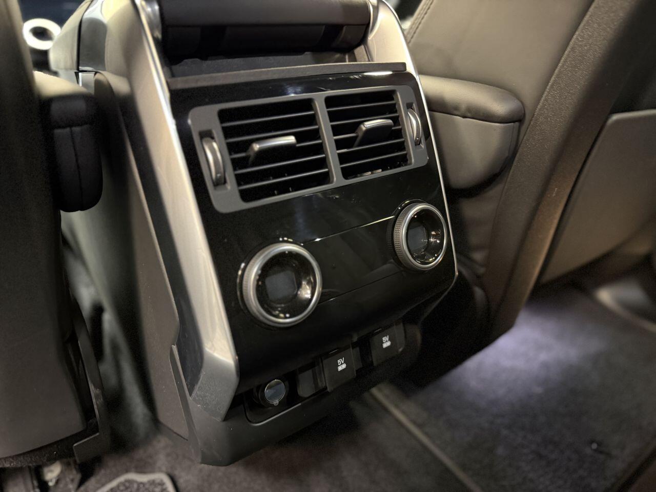 Land Rover Range Rover Sport view 32