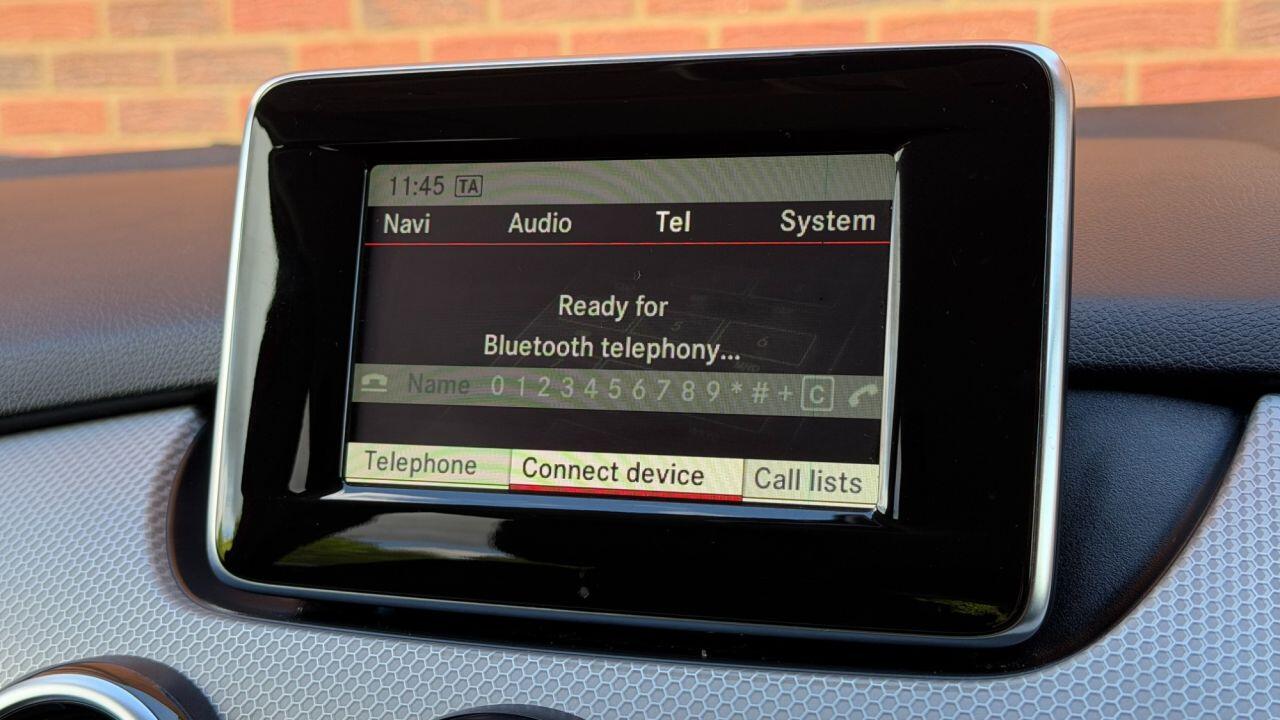 Mercedes-Benz B-Class view 26