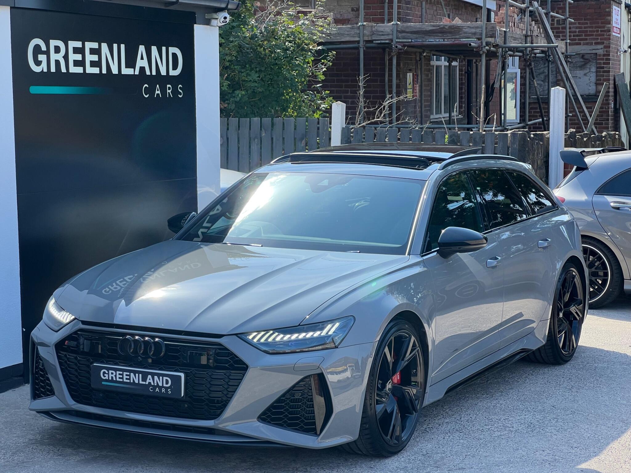 Audi RS6 view 4