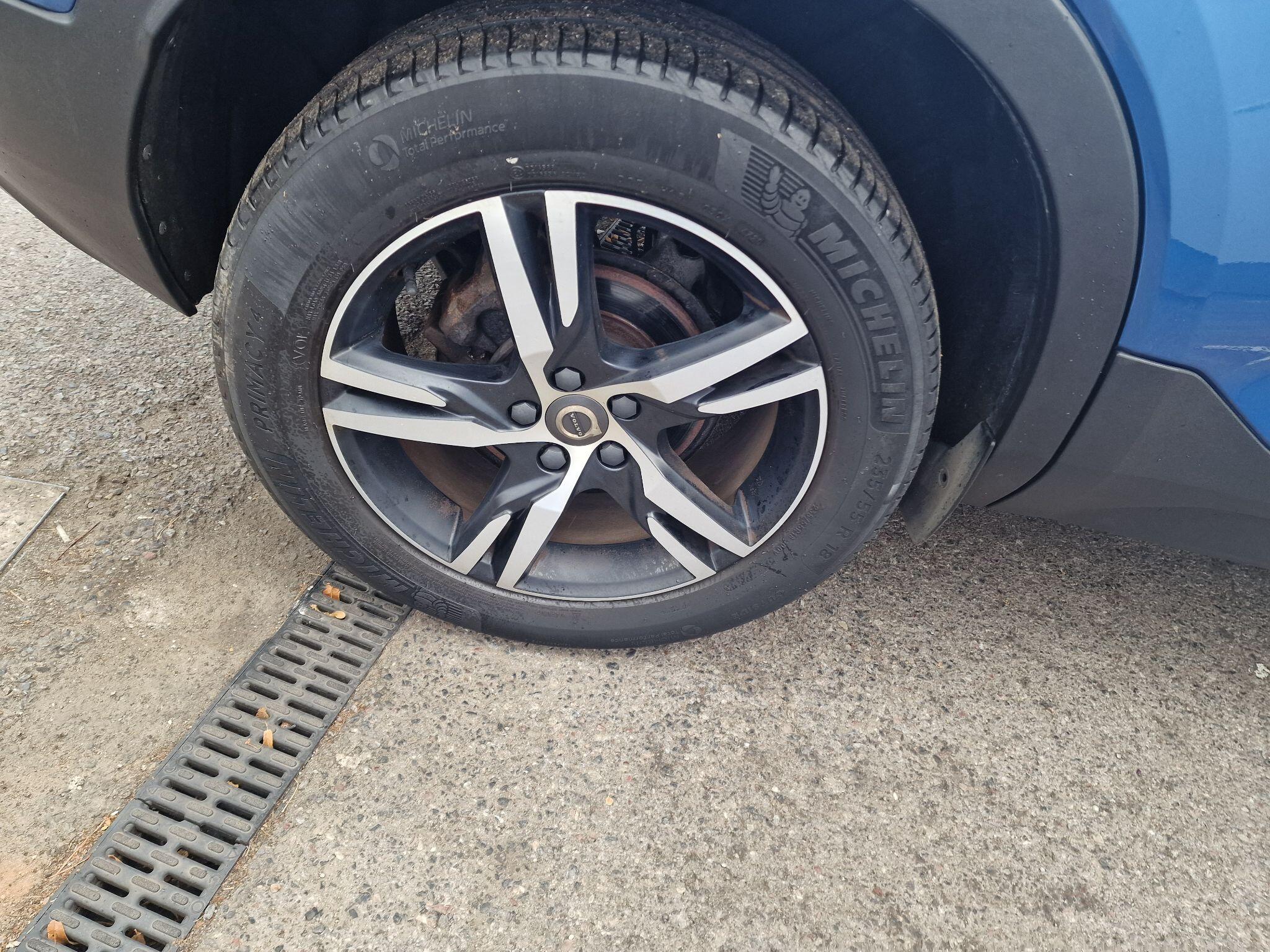 Volvo XC40 view 47