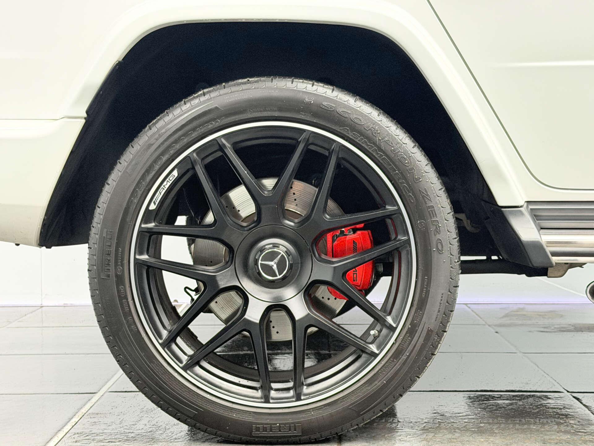 Mercedes-Benz G-Class view 50
