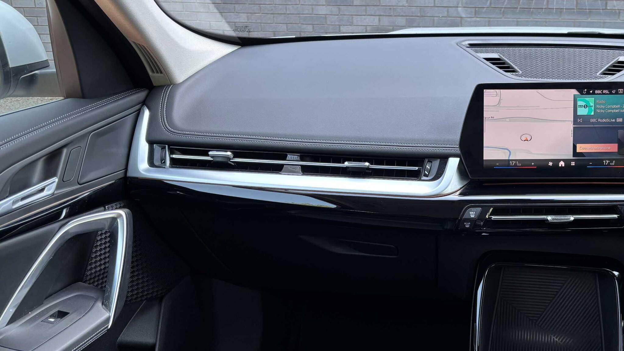 BMW X1 view 5