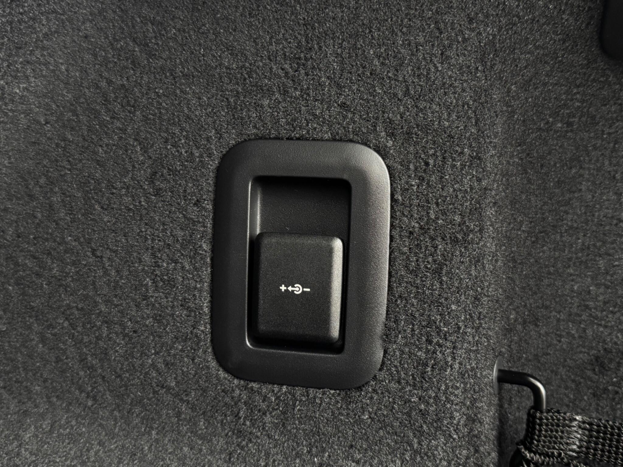 Land Rover Range Rover Sport view 61