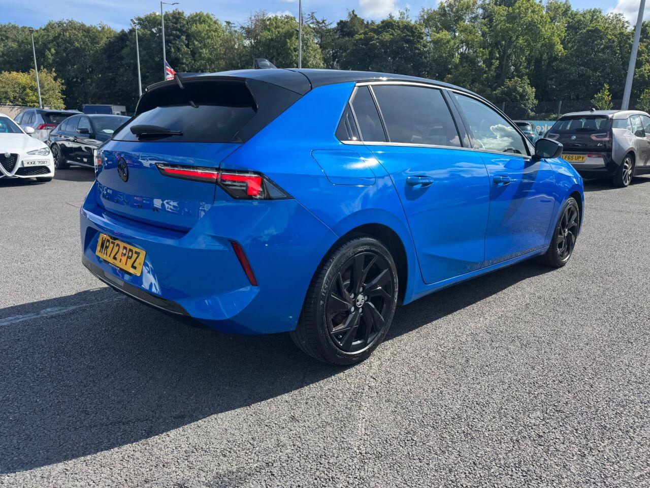 Vauxhall Astra view 5