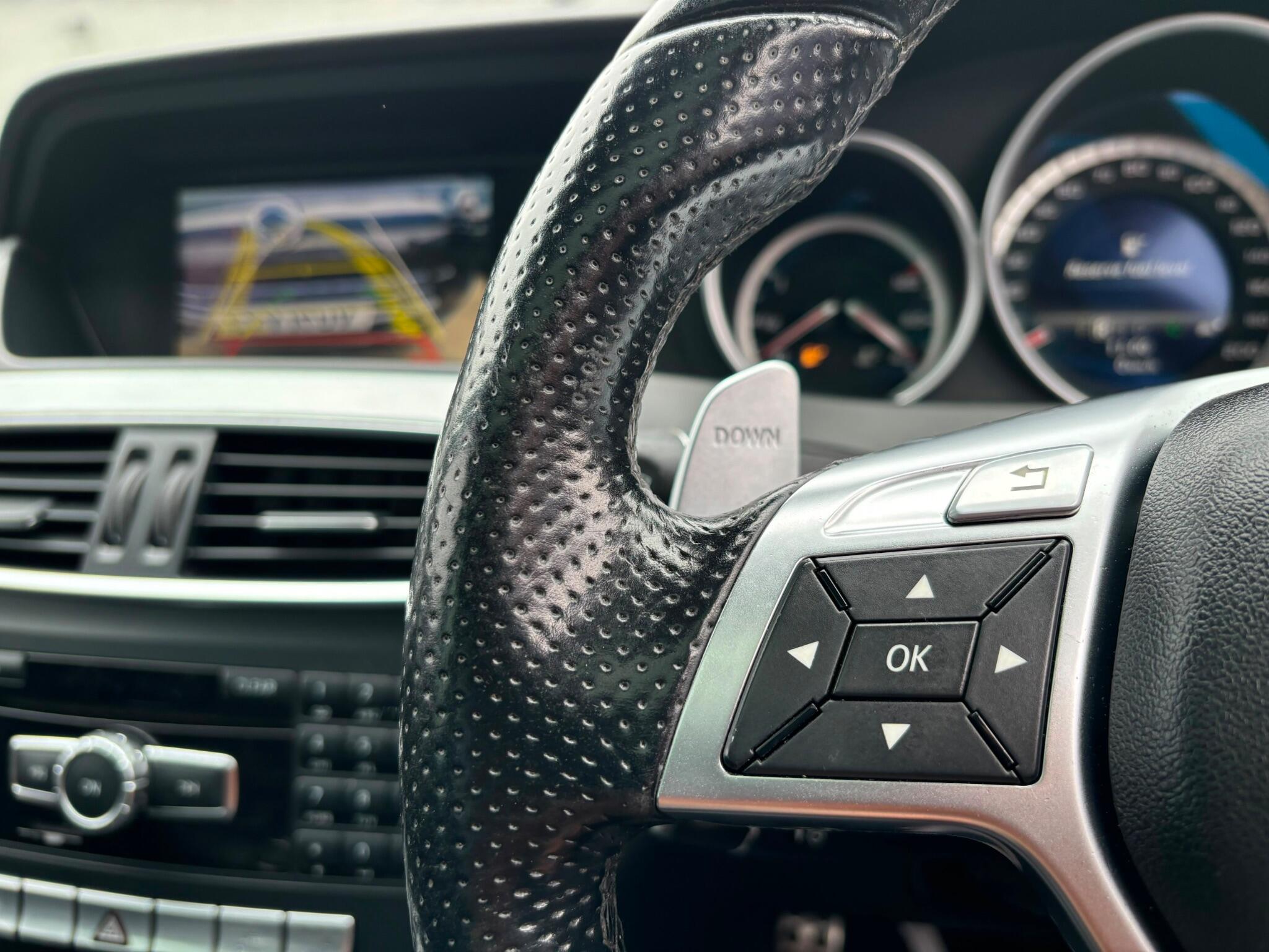Mercedes-Benz C-Class view 13