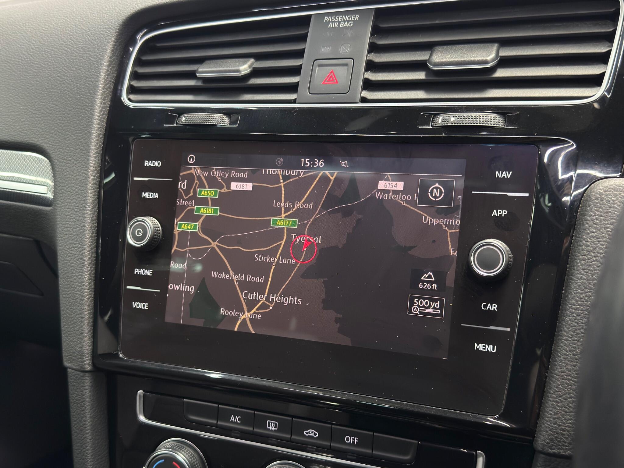 Volkswagen Golf view 10