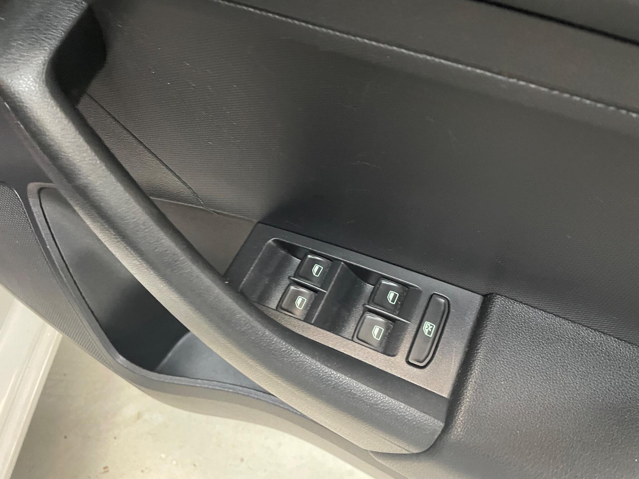 Skoda Rapid view 23