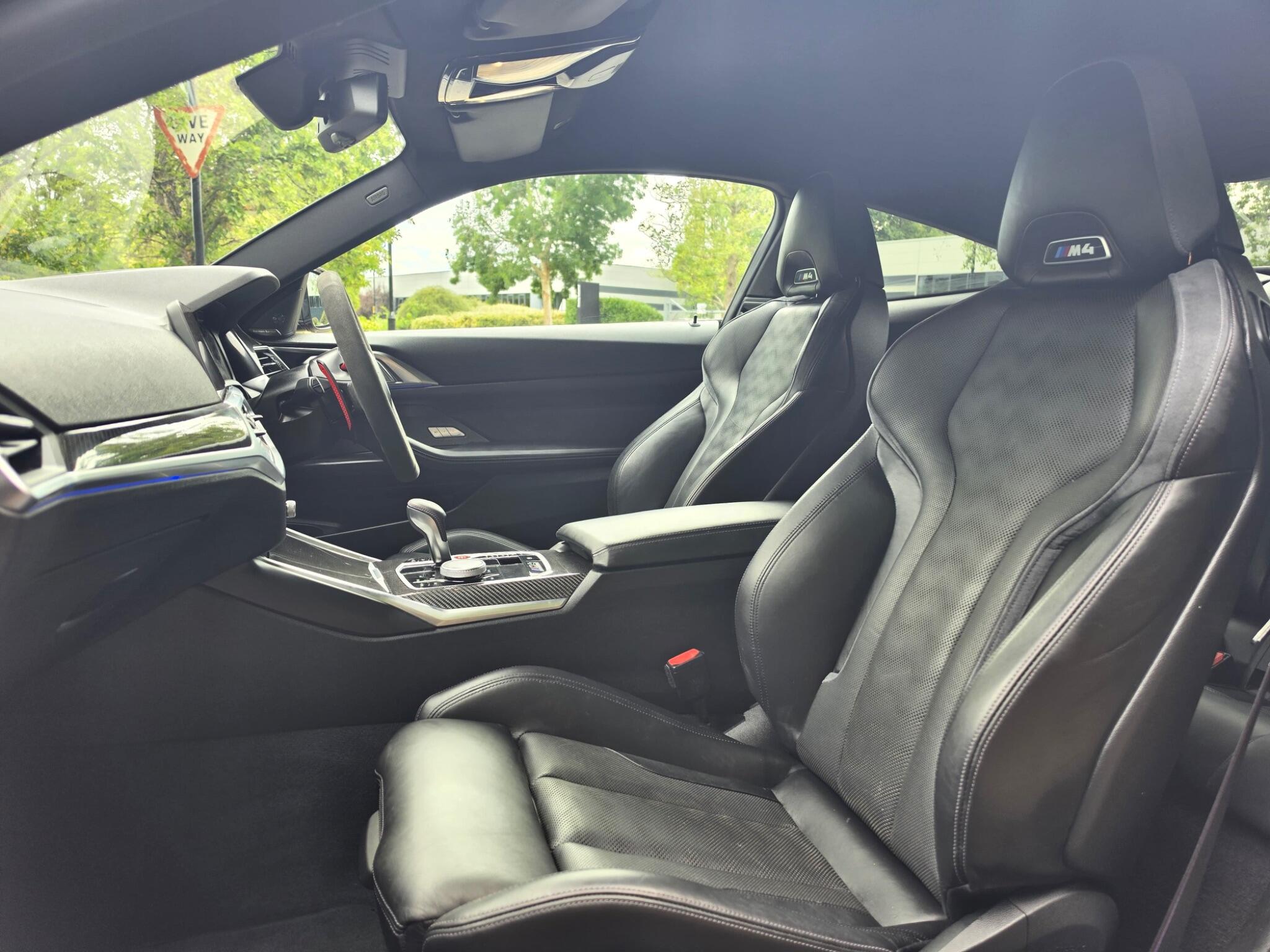 BMW M4 view 6